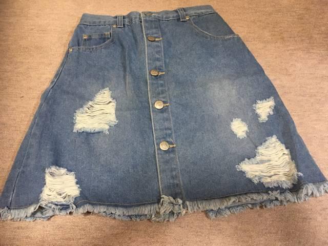 アズノゥアズピンキー*ダメージデニムスカ*F、一度着用 < ブランド  アズノゥアズピンキー*ダメージデニムスカ*F、一度着用  < ブランドの