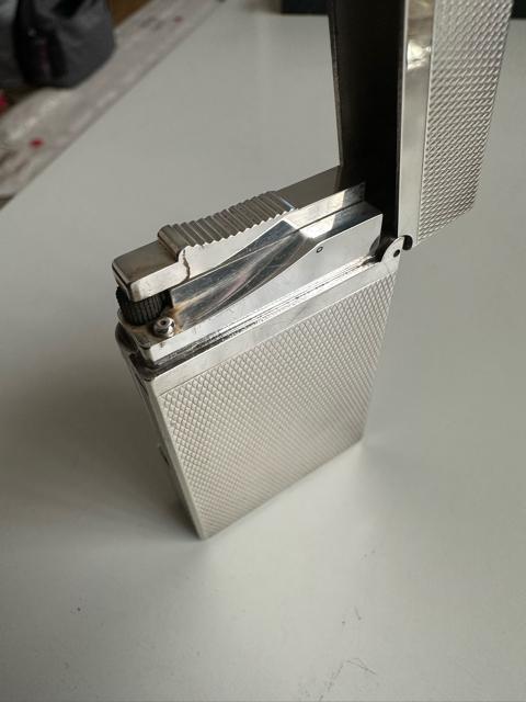 yizS.T. Dupont f| C2 C^[ Vo[@ ΊmFς  jt@bV 