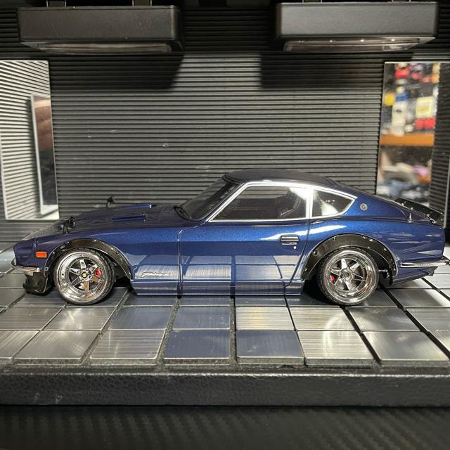 イグニッションモデル 1/18 日産 フェアレディーZ(S30)カスタム仕様 < ホビー  イグニッションモデル 1/18 日産 フェアレディーZ(S30)カスタム仕様 < ホビーの