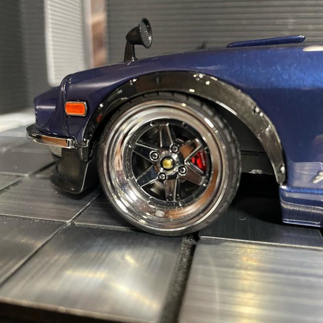 イグニッションモデル 1/18 日産 フェアレディーZ(S30)カスタム仕様 < ホビー  イグニッションモデル 1/18 日産 フェアレディーZ(S30)カスタム仕様 < ホビーの