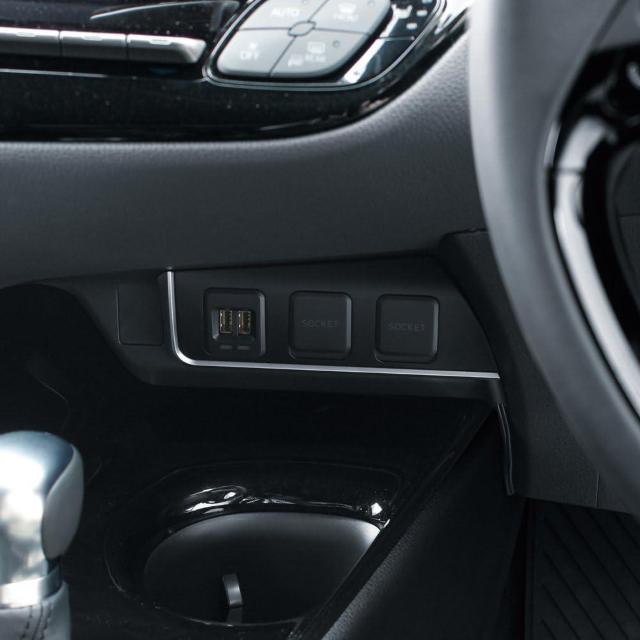 車種専用品 トヨタ C-HR シーエイチアール 専用 増設ソケット 電源ボックス SY-C5 < 自動車/バイク 車種専用品 トヨタ C-HR シーエイチアール 専用 増設ソケット 電源ボックス SY-C5 < 自動車/バイク