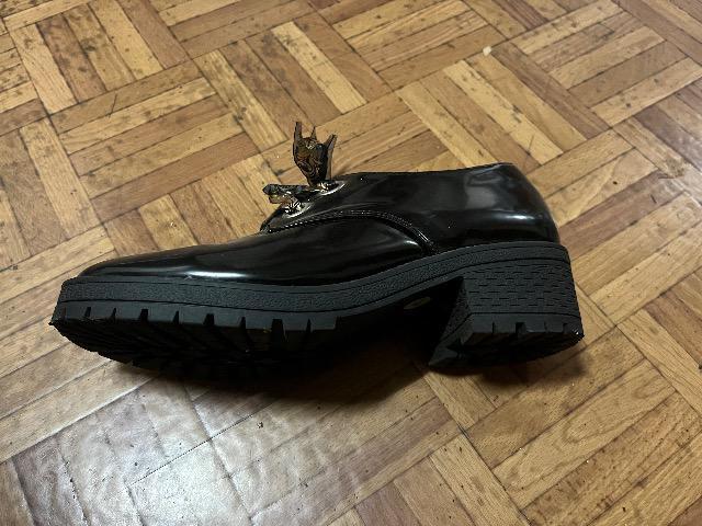 エナメルローファー < 女性ファッション  エナメルローファー < 女性ファッションの