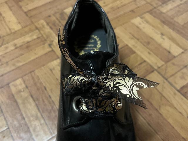 エナメルローファー < 女性ファッション  エナメルローファー < 女性ファッションの