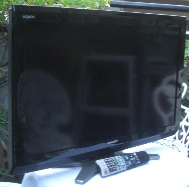 SHARP/LC-32E8液晶32型Hi-Vision中古完動品純正リモ付R041220 < 家電/AV  SHARP/LC-32E8液晶32型Hi-Vision中古完動品純正リモ付R041220 < 家電/AVの