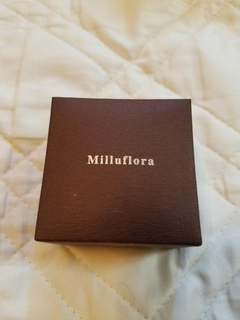 Milluflora Crown �s���u���[�` �_���V���O�X�g�[���t