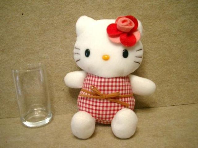 現状品◆ハローキティ<キティちゃんぬいぐるみ 約19cm/チェック柄>I < おもちゃ  現状品◆ハローキティ<キティちゃんぬいぐるみ 約19cm/チェック柄>I < おもちゃの