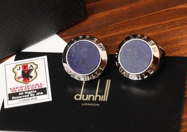 dunhill  {^Jo[ {\f 