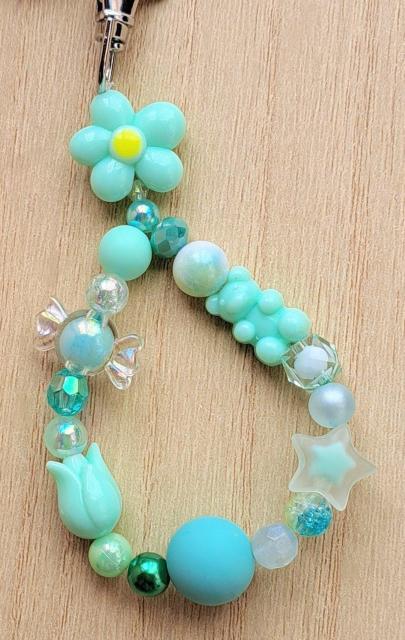 NiziU MAYUKA }J@L[z_[@CgO[  ^gObY 