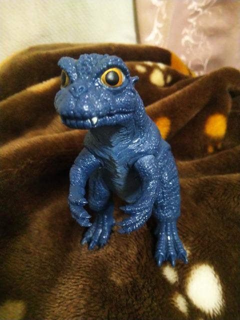 ���x�r�[�S�W�����o���_�C    �� �z�r�[�� 