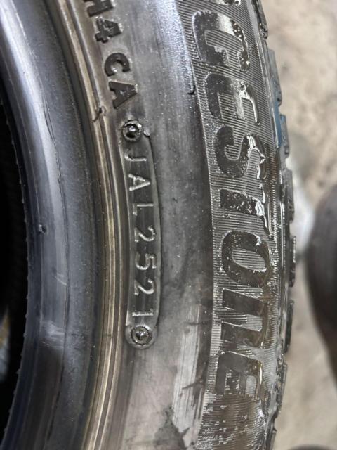 �u���a�X�g���� VRX3 �X�^�b�h���X�^�C�� 4�{�Z�b�g 2021�N���� �o���R�@185/60/15 �� ������/�o�C�N