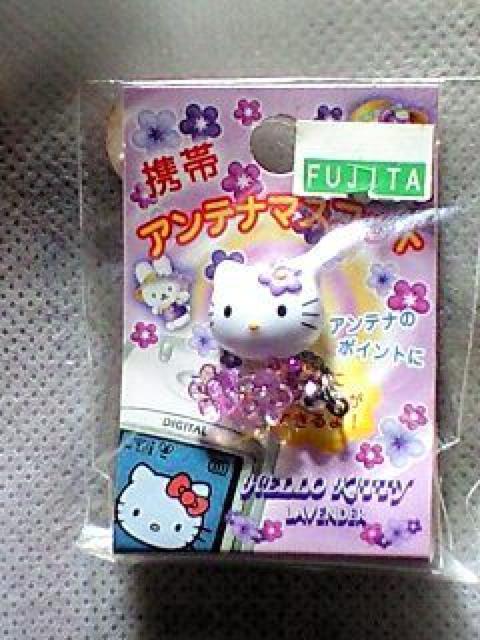 �L�e�B�A���e�i�}�X�R�b�g 