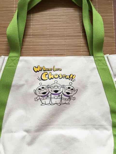 ディズニー・らくがき風リトルグリーンメン柄ビッグトートバッグ < 女性ファッション ディズニー・らくがき風リトルグリーンメン柄ビッグトートバッグ < 女性ファッションの