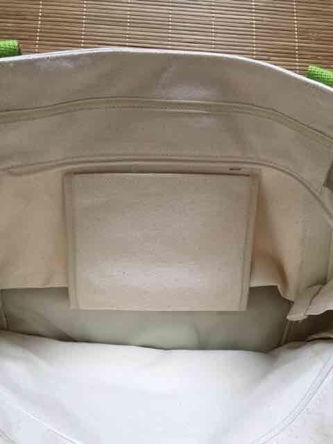 ディズニー・らくがき風リトルグリーンメン柄ビッグトートバッグ < 女性ファッション ディズニー・らくがき風リトルグリーンメン柄ビッグトートバッグ < 女性ファッションの