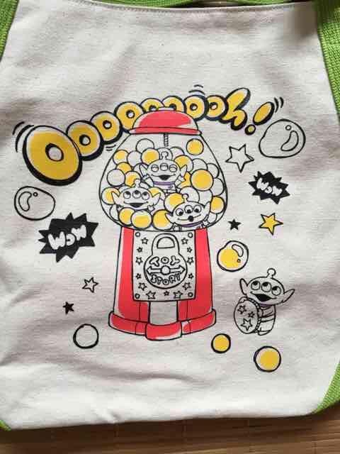 ディズニー・らくがき風リトルグリーンメン柄ビッグトートバッグ < 女性ファッション ディズニー・らくがき風リトルグリーンメン柄ビッグトートバッグ < 女性ファッションの