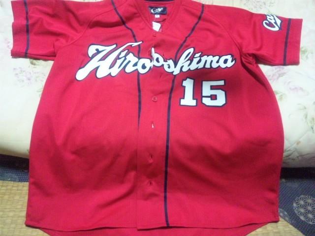 【美品】(広島カープ)黒田博樹 200勝達成記念ユニフォーム < レジャー/スポーツ  【美品】(広島カープ)黒田博樹 200勝達成記念ユニフォーム < レジャー/スポーツの