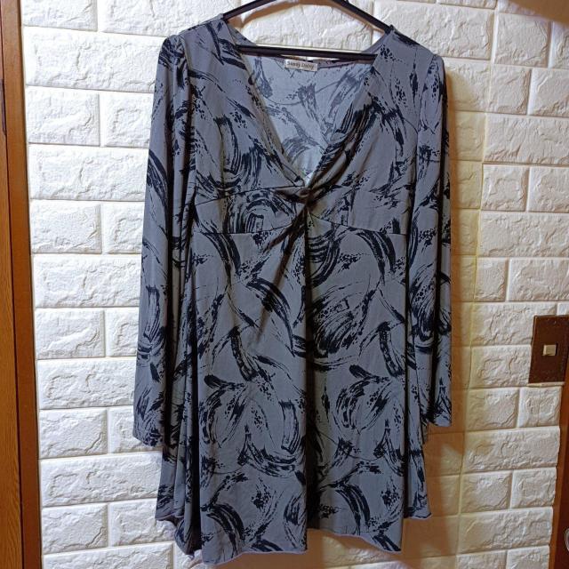 USED★ベルスリーブ墨書き風柄チュニック/L < 女性ファッション  USED★ベルスリーブ墨書き風柄チュニック/L  < 女性ファッションの