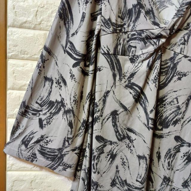 USED★ベルスリーブ墨書き風柄チュニック/L < 女性ファッション  USED★ベルスリーブ墨書き風柄チュニック/L < 女性ファッションの