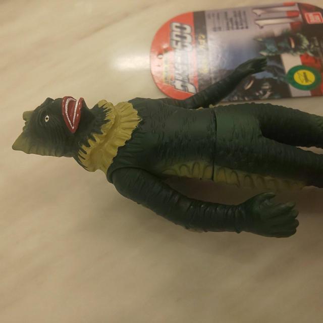 ウルトラ怪獣500 ラゴン ライブサイン付 < ホビー  ウルトラ怪獣500 ラゴン ライブサイン付 < ホビーの