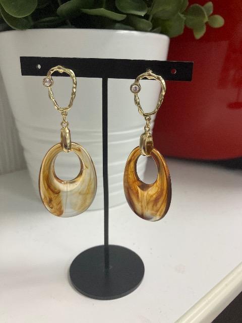 ハンドメイド ドイツ製アクリルを使用したピアス ブラウン < 女性ファッション  ハンドメイド ドイツ製アクリルを使用したピアス ブラウン  < 女性ファッションの