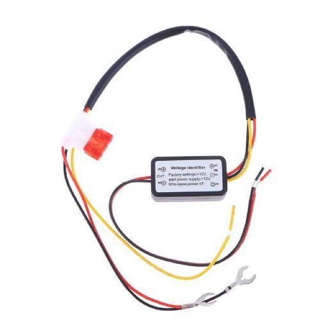 デイライト led 自動点灯 エンジン連動ユニット ON OFF コントローラー 12V エンジンONで点灯 減光機能付き 100 < 自動車/バイク デイライト led 自動点灯 エンジン連動ユニット ON OFF コントローラー 12V エンジンONで点灯 減光機能付き 100 < 自動車/バイク