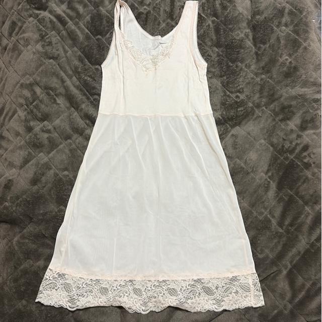 タンス整理品 衣類 おまとめOK ホームクリーニング済み スリップ ピンク Mサイズくらい < 女性ファッション  タンス整理品 衣類 おまとめOK ホームクリーニング済み スリップ ピンク Mサイズくらい  < 女性ファッションの