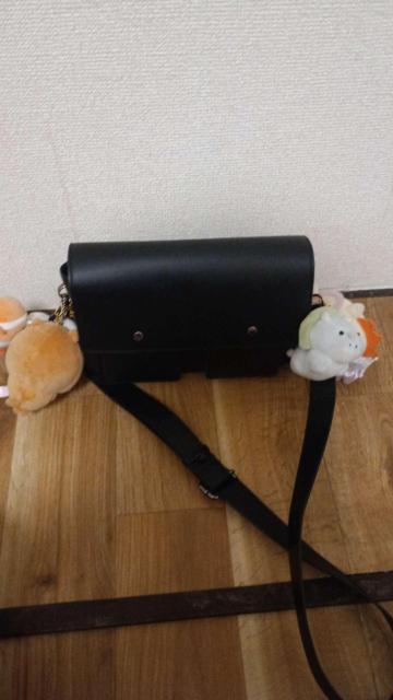 黒色 シンプルミニショルダーバッグ マスコットチャーム2点付き < 女性ファッション 黒色 シンプルミニショルダーバッグ マスコットチャーム2点付き < 女性ファッションの