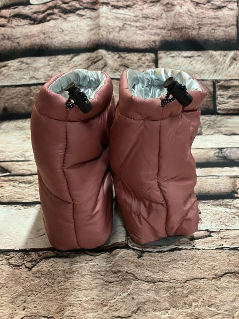 �����ł��鉷�����I���ȃA���~�V�[�g�ő̔M��ۉ��I�����^�тɕ֗��Ő���ł���y�~�Y�m�z�����^�C�v ���[���u�[�c�P�� �� �����t�@�b�V������ 