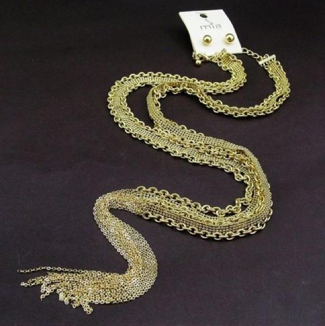 新品mia Collectionアンティーク調チェーンネックレス・ピアス < 女性アクセサリー/時計  新品mia Collectionアンティーク調チェーンネックレス・ピアス  < 女性アクセサリー/時計の