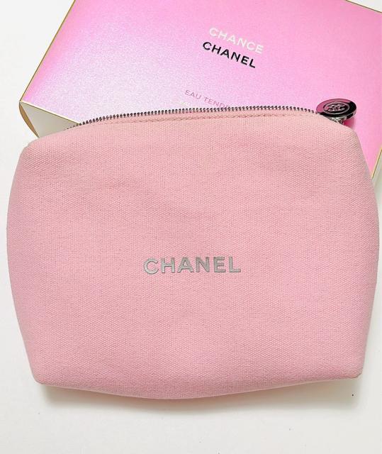 Vl |[` σ|[` sN RR}[N CHANEL   uh 