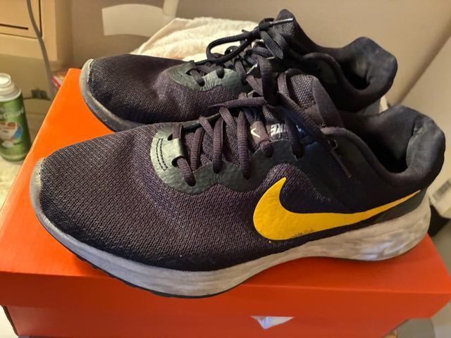 Nike ブラック 27.5cm ランニングスニーカーチョコザップにオススメ!レボリューション6 黄色のスオッシュはなかなか珍しい < ブランド Nike ブラック 27.5cm ランニングスニーカーチョコザップにオススメ!レボリューション6 黄色のスオッシュはなかなか珍しい < ブランドの