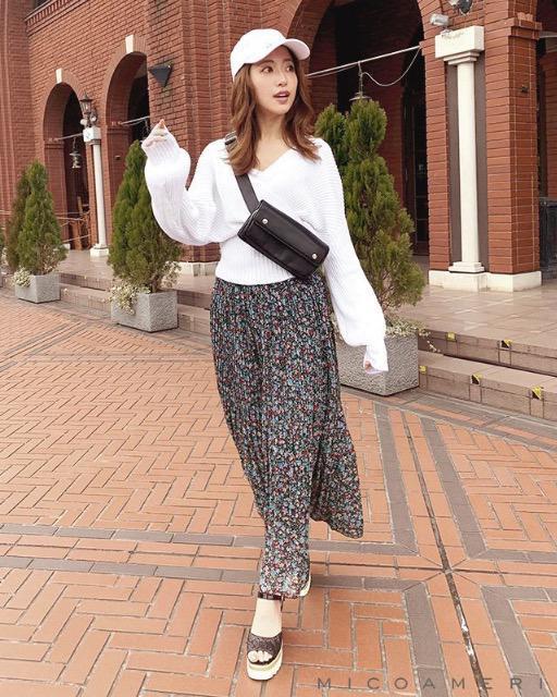 MICOAMERI☆ニットトップス☆ホワイト☆超美品 < ブランド MICOAMERI☆ニットトップス☆ホワイト☆超美品 < ブランドの