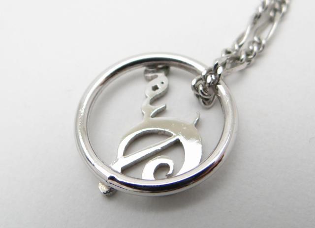 Christian Dior ディオール ラウンド ロゴチャーム ネックレス ペンダント<USED>【送料無料】 < ブランド Christian Dior ディオール ラウンド ロゴチャーム ネックレス ペンダント<USED>【送料無料】 < ブランドの