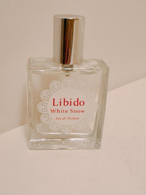 LC エルシーラブコスメティック Libidoリビドー White Snow ホワイトスノー 香水 30ml < 香水/コスメ/ネイル  LC エルシーラブコスメティック Libidoリビドー White Snow ホワイトスノー 香水 30ml  < 香水/コスメ/ネイルの