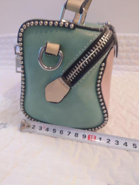 難あり!バイカラーお洒落バッグ 定価7480円 < 女性ファッション 難あり!バイカラーお洒落バッグ 定価7480円 < 女性ファッションの