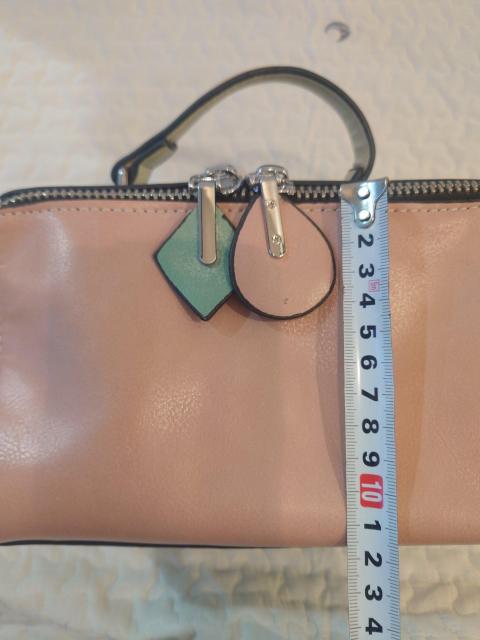 難あり!バイカラーお洒落バッグ 定価7480円 < 女性ファッション 難あり!バイカラーお洒落バッグ 定価7480円 < 女性ファッションの