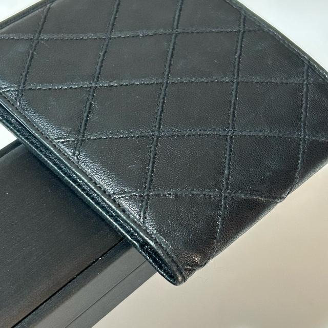 CHANEL �r�R���[�� ��܂���z Bicolore Bifold Wallet �}�g���b�Z ���B���e�[�W���C�� �u���b�N �� �u�����h�� 