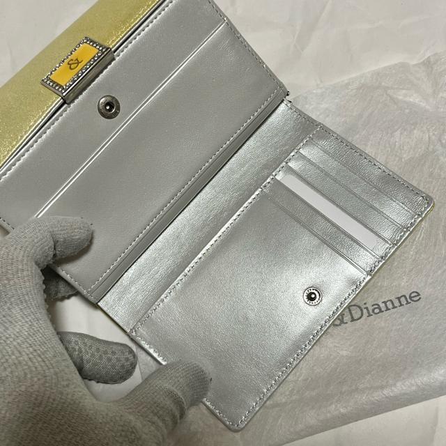 PINKY&DIANNE ピンキー&ダイアン 二つ折り財布 イエロー エナメル プラチナ 三つ折り財布 < ブランド PINKY&DIANNE ピンキー&ダイアン 二つ折り財布 イエロー エナメル プラチナ 三つ折り財布 < ブランドの