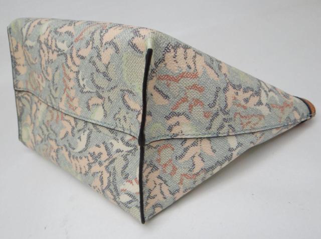 TORY BURCH トリーバーチ PVC×レザー ボタニカル柄ポーチ<USED>【送料無料】 < ブランド TORY BURCH トリーバーチ PVC×レザー ボタニカル柄ポーチ<USED>【送料無料】 < ブランドの