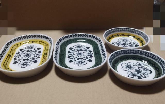 レトロ 北欧調 花柄オーバルプレート 小皿 豆皿 昭和レトロ風 < インテリア/ライフ  レトロ 北欧調 花柄オーバルプレート 小皿 豆皿 昭和レトロ風 < インテリア/ライフの