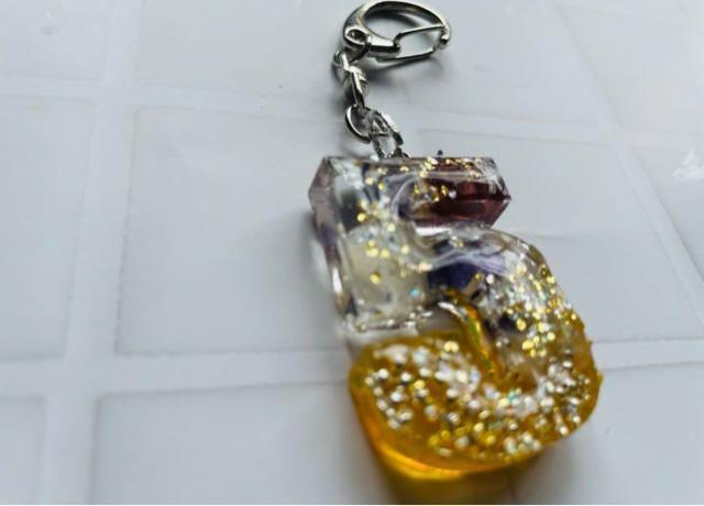 a244 数字レジンキーホルダー 5 < 女性アクセサリー/時計 a244 数字レジンキーホルダー 5 < 女性アクセサリー/時計の