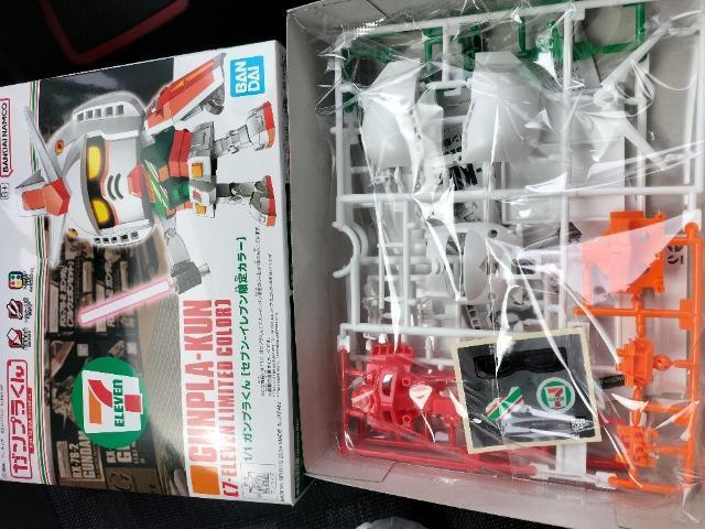 ガンプラくん セブンイレブン限定仕様 未使用新品 訳あり < ホビー  ガンプラくん セブンイレブン限定仕様 未使用新品 訳あり < ホビーの