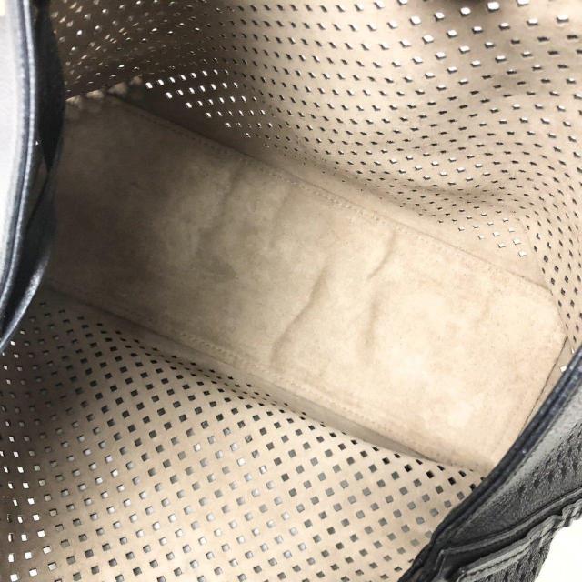 【美品】BALLY バリー ハンドバッグ トートバッグ A4収納可能 パンチングレザー 本革 ブラック < ブランド 【美品】BALLY バリー ハンドバッグ トートバッグ A4収納可能 パンチングレザー 本革 ブラック < ブランドの