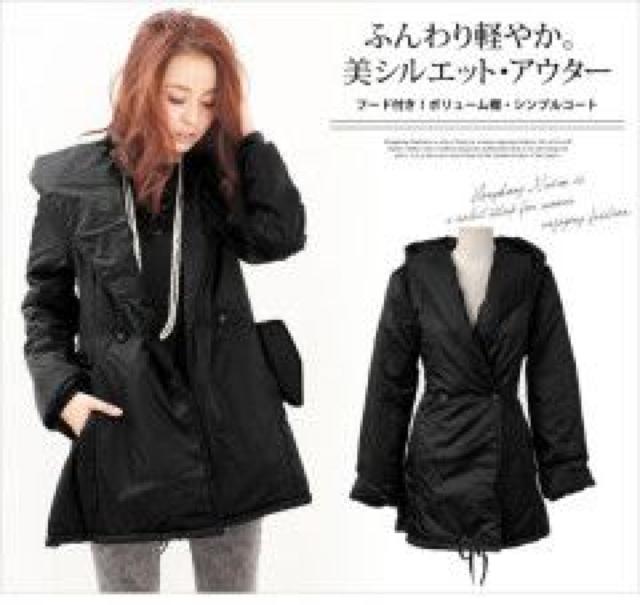 暖かい♪ふんわり軽やか フード&ヒモ付 Aライン ウエストリボン ボリューム襟 コート < 女性ファッション 暖かい♪ふんわり軽やか フード&ヒモ付 Aライン ウエストリボン ボリューム襟 コート < 女性ファッションの