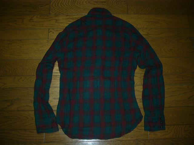 TMTチェックシャツM緑系ワッペン付きティーエムティー < ブランド  TMTチェックシャツM緑系ワッペン付きティーエムティー < ブランドの