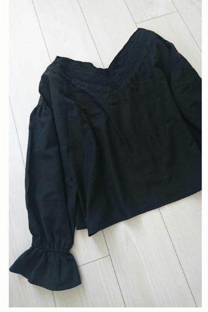 値下げ スリーブ袖 トップス ブラック サイズM < 女性ファッション  値下げ スリーブ袖 トップス ブラック サイズM < 女性ファッションの