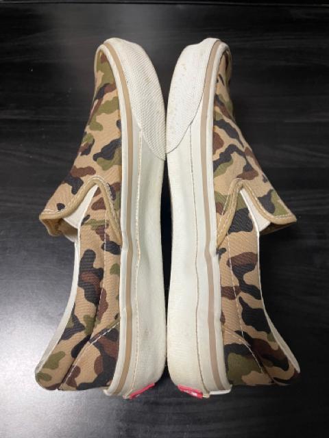 VANS SLIP ON V98 BEIGE.CAMO CANVAS バンズ スリッポン ベージュカモ 23cm レディース 限定 < ブランド  VANS SLIP ON V98 BEIGE.CAMO CANVAS バンズ スリッポン ベージュカモ 23cm レディース 限定 < ブランドの