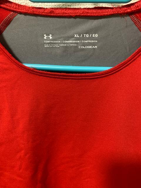 Under Armour ColdGear アンダーアーマー コンプレッションシャツ インナー レッド XLサイズ < ブランド Under Armour ColdGear アンダーアーマー コンプレッションシャツ インナー レッド XLサイズ < ブランドの