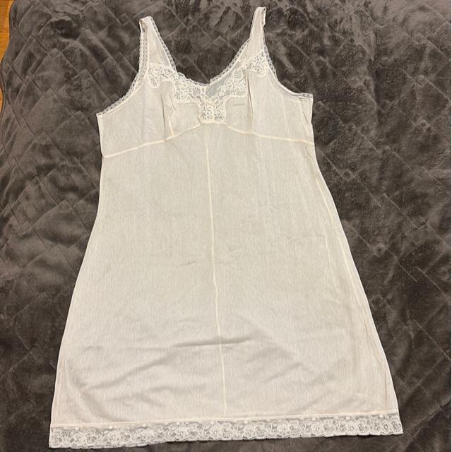タンス整理品 衣類 おまとめOK ホームクリーニング済み スリップ Mサイズくらい < 女性ファッション  タンス整理品 衣類 おまとめOK ホームクリーニング済み スリップ Mサイズくらい < 女性ファッションの
