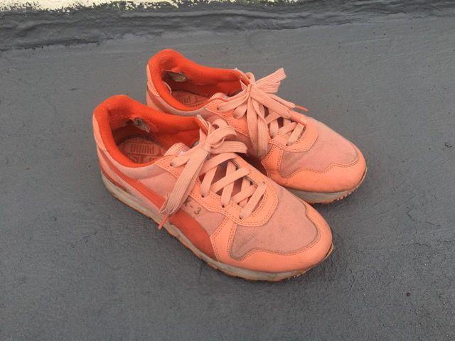 PUMA󂠂Xj[J[ 