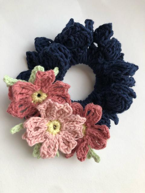 ハンドメイド シュシュ コスモスいっぱい♪ ガーリー ナチュラル < 女性ファッション  ハンドメイド シュシュ コスモスいっぱい♪ ガーリー ナチュラル < 女性ファッションの